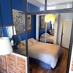 La Rochelaise : Calme & Somptueux Dans L'hyper Centre. Apartment La Rochelle (Charente-Maritime)