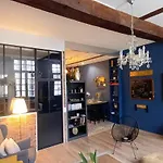 Apartment La Rochelaise : Calme & Somptueux Dans L'hyper Centre.