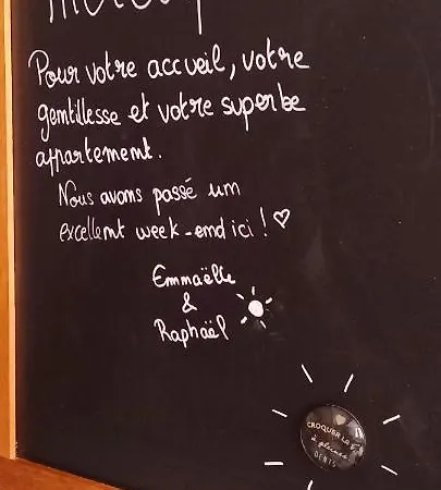 La Rochelaise : Calme&somptueux Dans L'hyper Centre. * La Rochelle (Charente-Maritime)