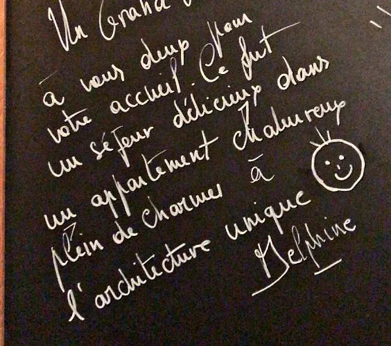 La Rochelaise : Calme & Somptueux Dans L'hyper Centre. Appartement La Rochelle (Charente-Maritime)